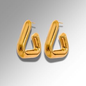 Boldly Geometric Earrings – Sleek, Modern, Effortlessly Chic